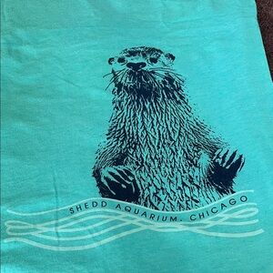 Shedd  Aquarium Green Otter Short Sleeve Tee